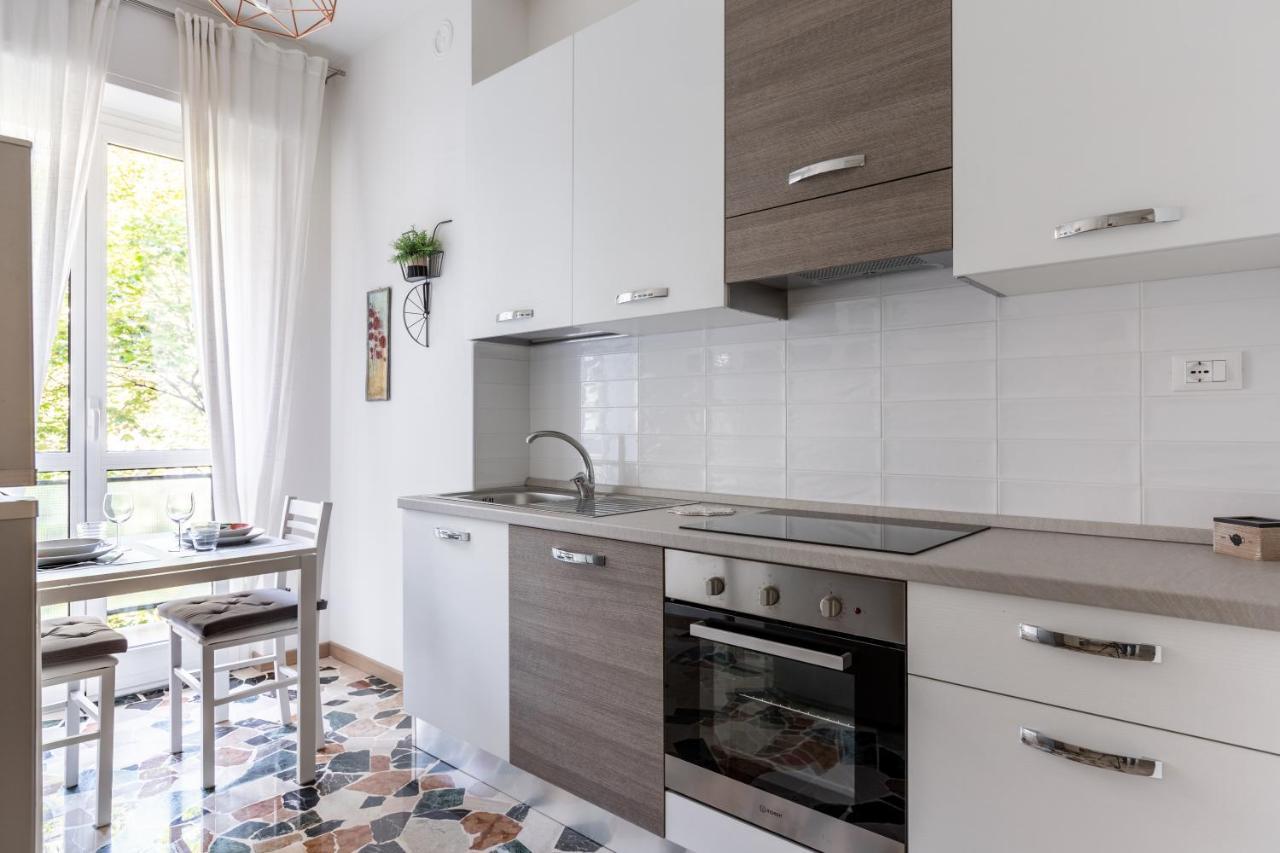 Piazzale Udine Balcony Apt Milan Exterior photo