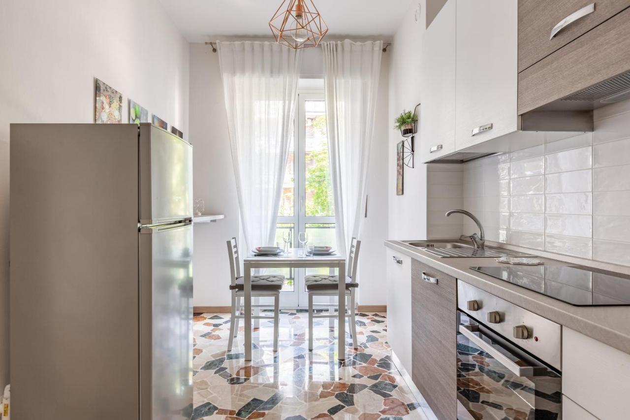 Piazzale Udine Balcony Apt Milan Exterior photo